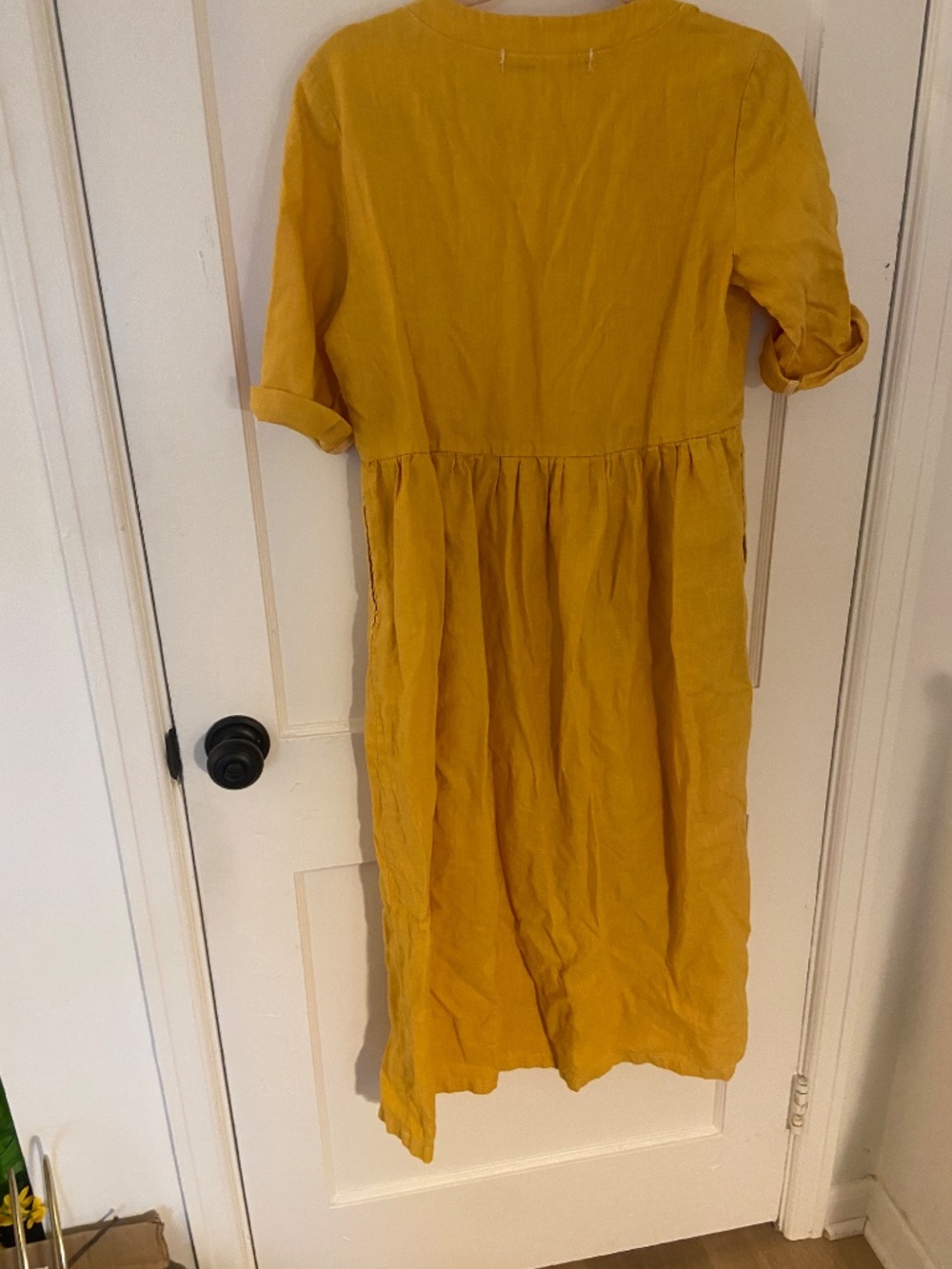 100% Yellow Linen Midi Dress - Relaxed Fit - Picture 3 of 3